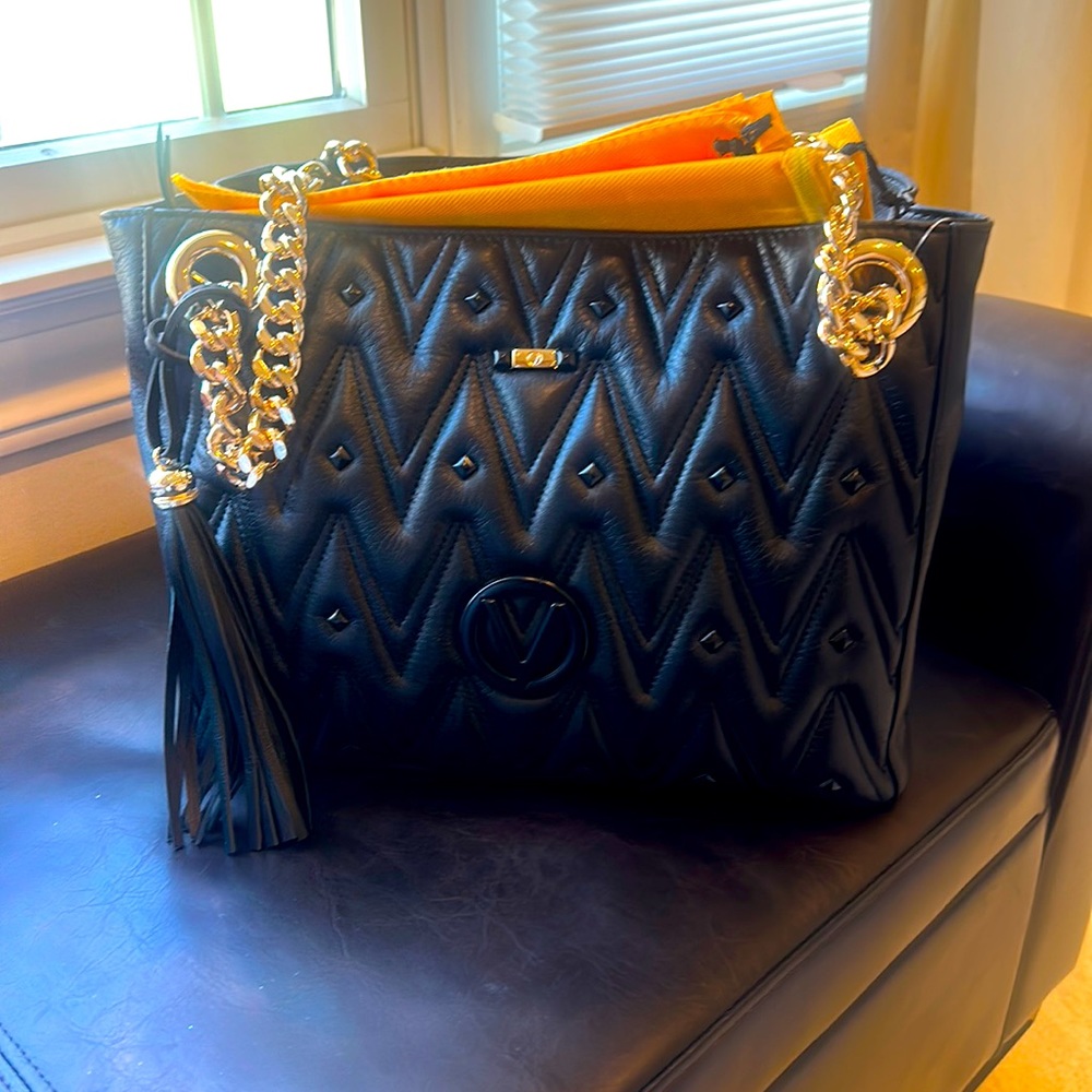 BRAND NEW Valentino bag!!